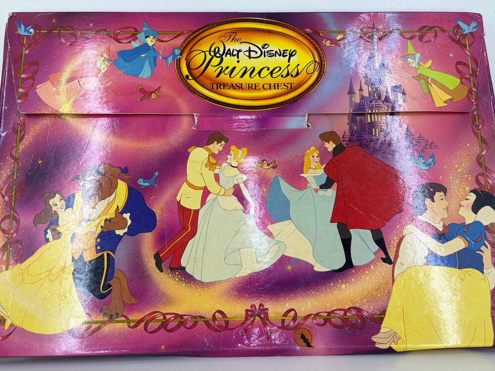 1993 Classic Walt Disney Princess Books Treasure Chest set of 4